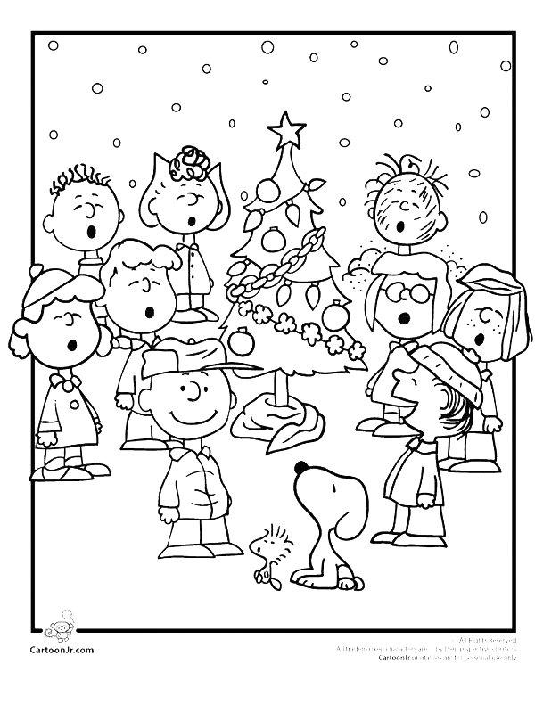 Ausmalbild Singen am Weihnachtsbaum  