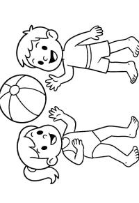 Ausmalbild Zwei Kinder spielen mit einem Wasserball  